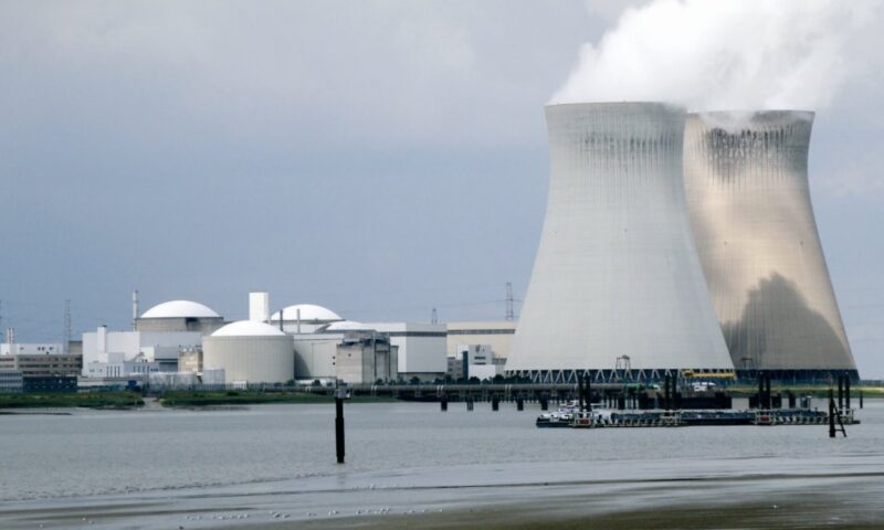 Trei drone neidentificate au survolat centrala nucleară Doel. Belgia cere ajutor internațional