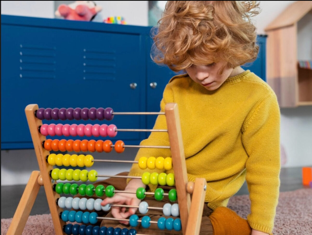 Reguli pentru școlile și grădinițele care funcționează după metoda Montessori. Ce trebuie să știe părinții