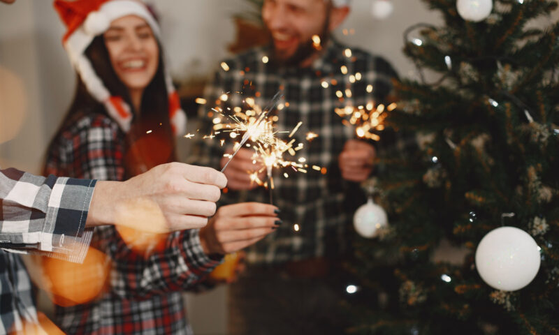 Calendarul zilelor libere de Crăciun și Revelion. Cine nu muncește în prima săptămână din ianuarie