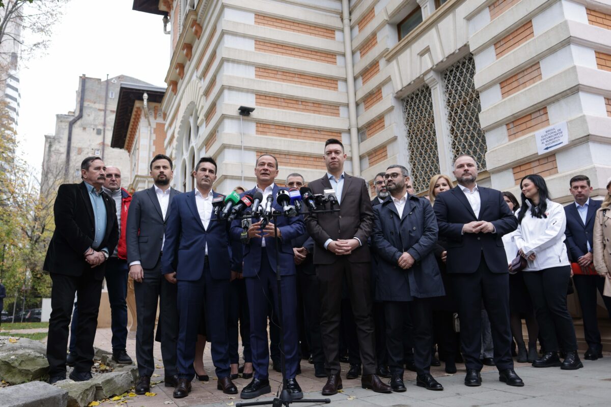 Daniel Băluţă şi-a depus candidatura pentru Primăria Capitalei: Sunt încrezător oamenii vor vota rezultate