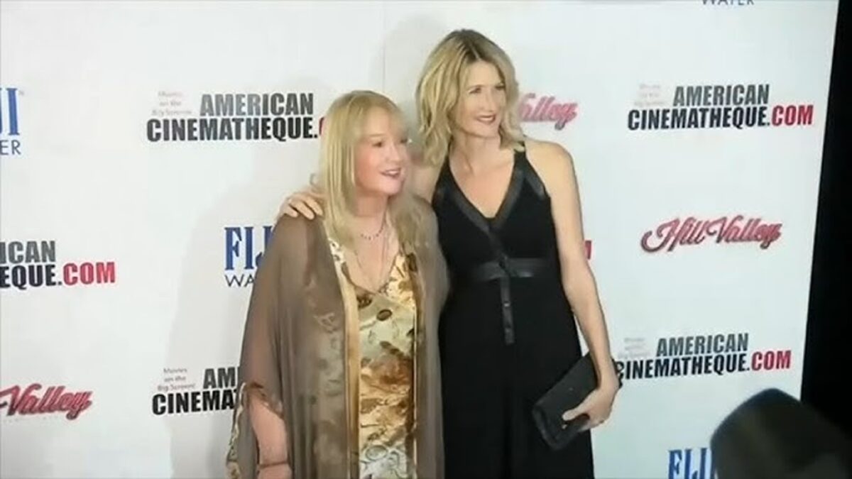 Laura Dern, mesaj după moartea mamei sale, legendara actriță Diane Ladd: Eroina mea extraordinară