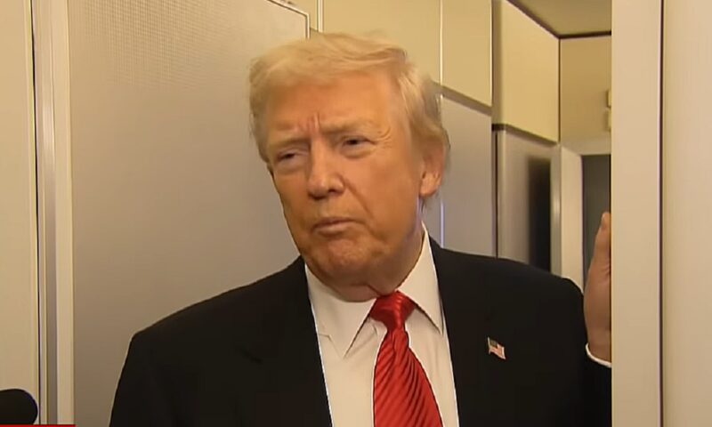 Trump anunță declasificarea dosarelor despre extratereștri și OZN-uri