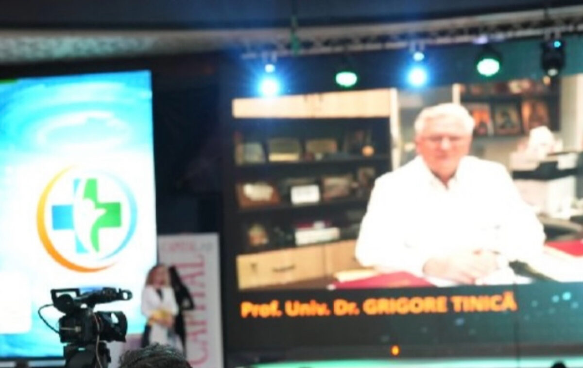 Excelență în chirurgia cardiovasculară. Prof. Univ. Dr. Grigore Tinică, premiat la Gala Capital Performeri 2025