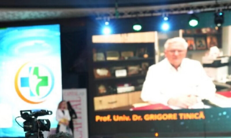 Excelență în chirurgia cardiovasculară. Prof. Univ. Dr. Grigore Tinică, premiat la Gala Capital Performeri 2025