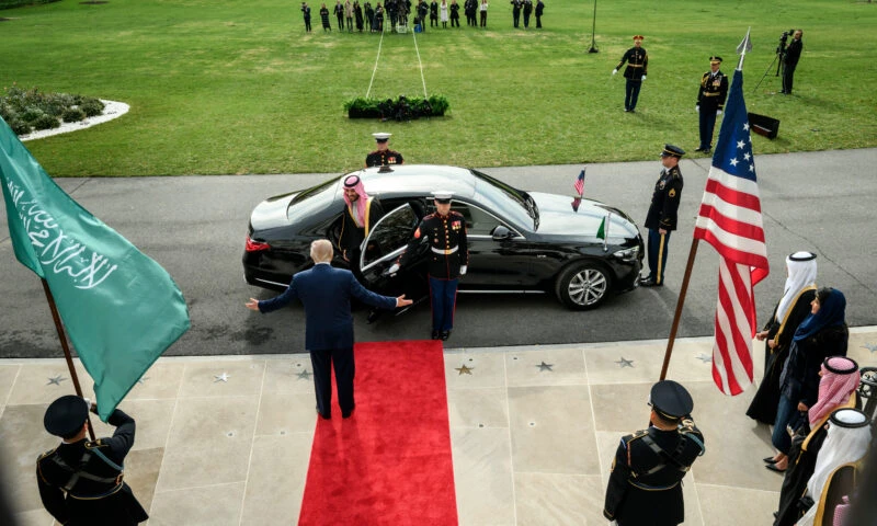 Recepție de amploare la Casa Albă pentru prințul moștenitor al Arabiei Saudite. Trump a pregătit un spectacol diplomatic