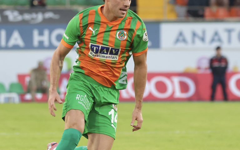 Ianis Hagi, doar rezervă la Alanyaspor, în victoria cu Karagumuruk. Dennis Man a fost schimbat la pauză în Utrecht - PSV