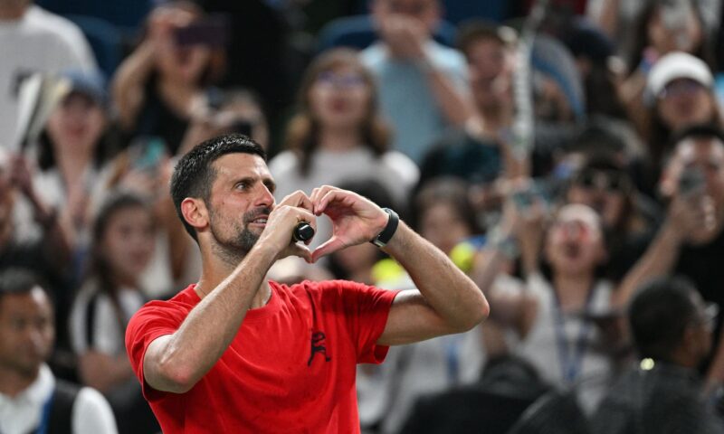 Cartea care schimbă imaginea lui Djokovic. Povești nespuse despre viața sa și succes