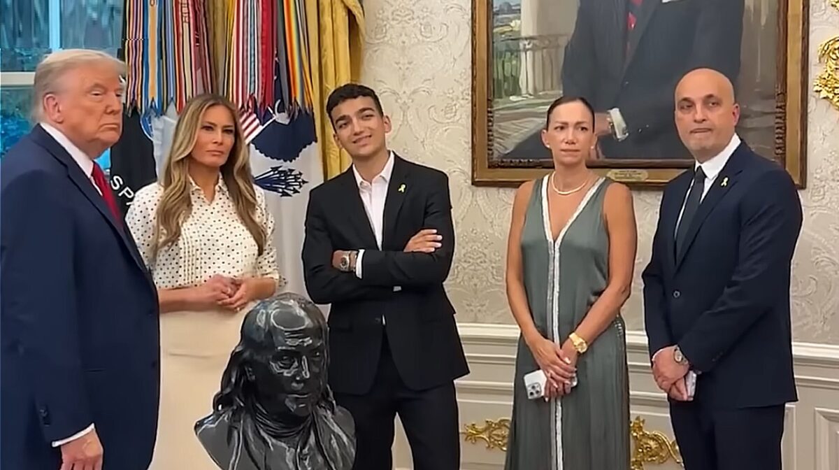 Ostaticii eliberați l-au întâlnit pe Trump la Casa Albă. Mărturii cutremurătoare din captivitate