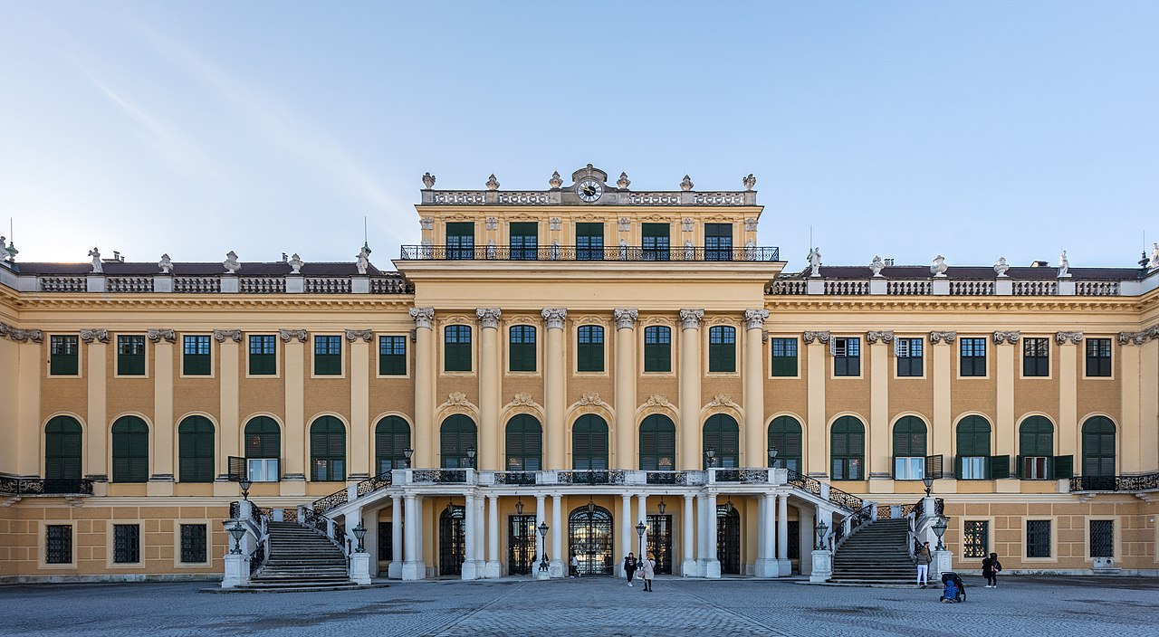 Palatul Schönbrunn
