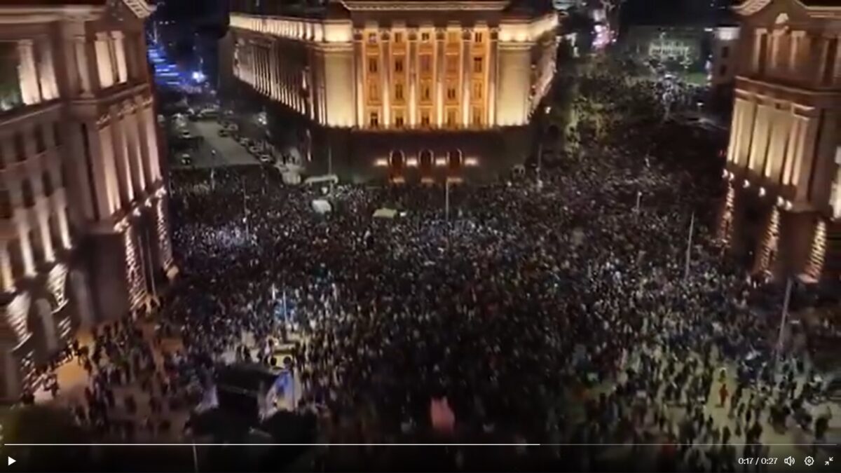 Criza politică din Bulgaria se prelungește. Protestele continuă și după retragerea bugetului