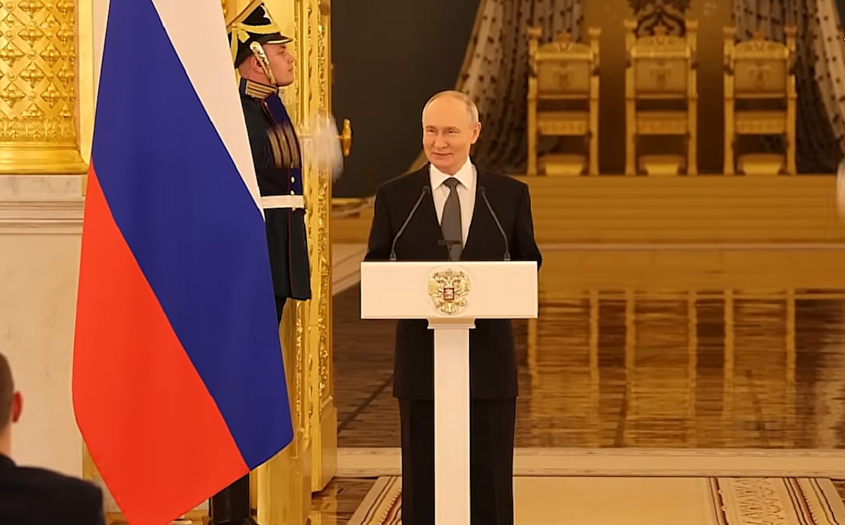 Rusia se laudă cu tot mai multe arme. Ce e credibil despre Poseidon și alte proiectile nucleare