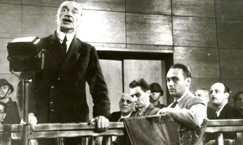 Cum și-au scos ochii comuniștii și țărăniștii pe tema colectivizării