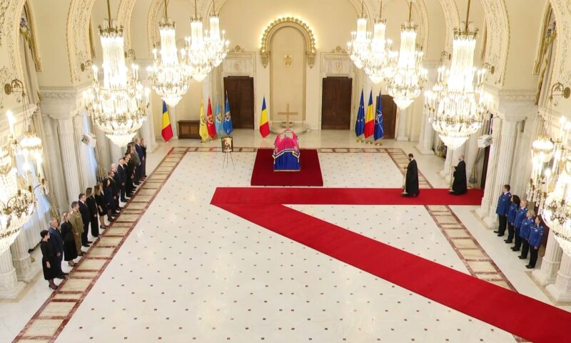 Sicriul cu rămăşiţele lui Grigore Alexandru Ghyka, ultimul domn al Moldovei, depus la Palatul Cotroceni. Reguli de acces