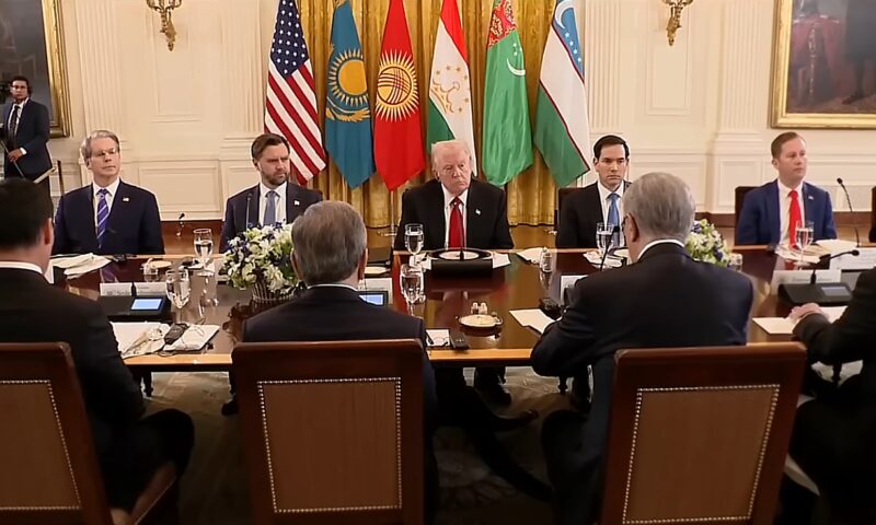 Trump, omul „trimis de Ceruri” pentru Kazahstan. SUA își asigură metale rare și investiții de 100 de miliarde de dolari