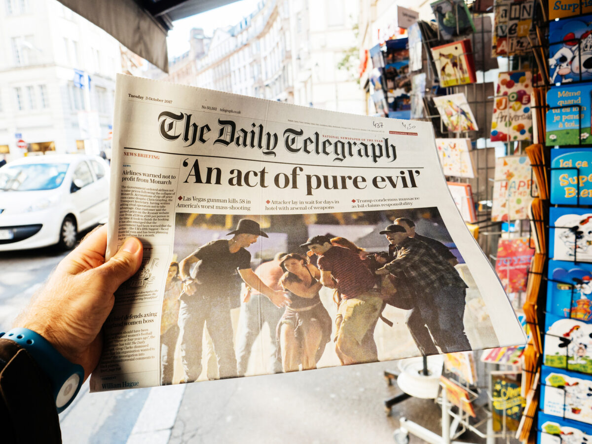 Tranzacția care schimbă totul în media britanică. Daily Mail preia Telegraph