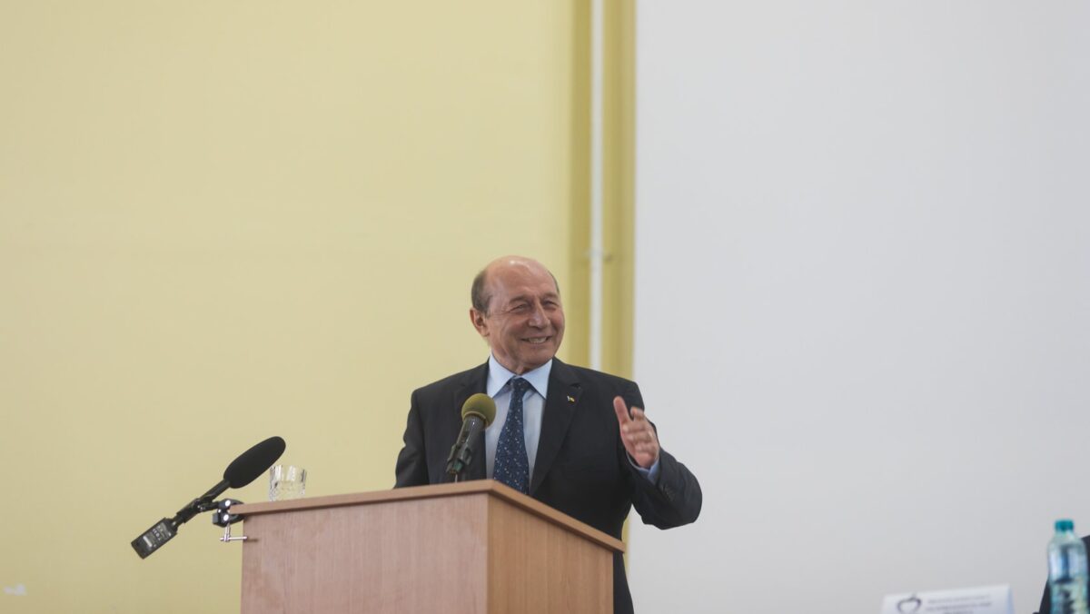 Băsescu, despre folosirea imaginii lui Nicușor Dan de către USR: Cât ești popular, partidul va uza numele tău