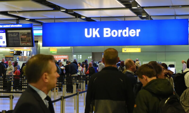 Peste 53.000 de migranți ilegali au dispărut fără urmă. Descoperirea care zguduie Marea Britanie