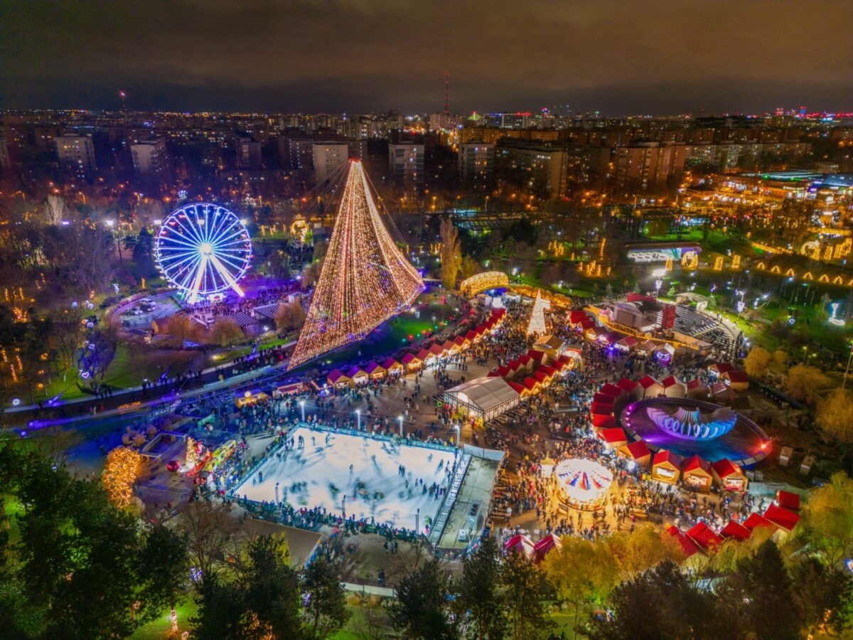 Se deschide West Side Christmas Market. Cine va cânta în prima zi