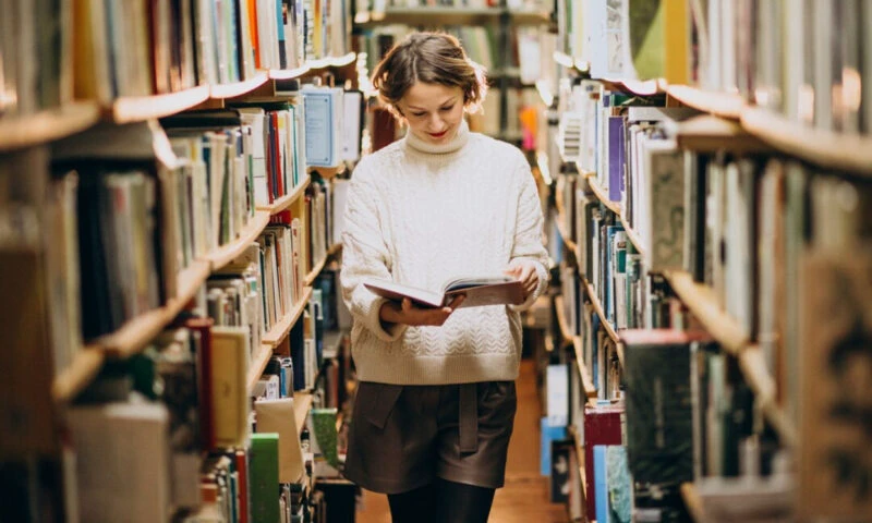 Bibliotecile comunale, pe cale de dispariție. Câte mai există în țară