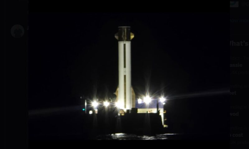 Lansare de succes pentru Blue Origin. Propulsorul a fost recuperat