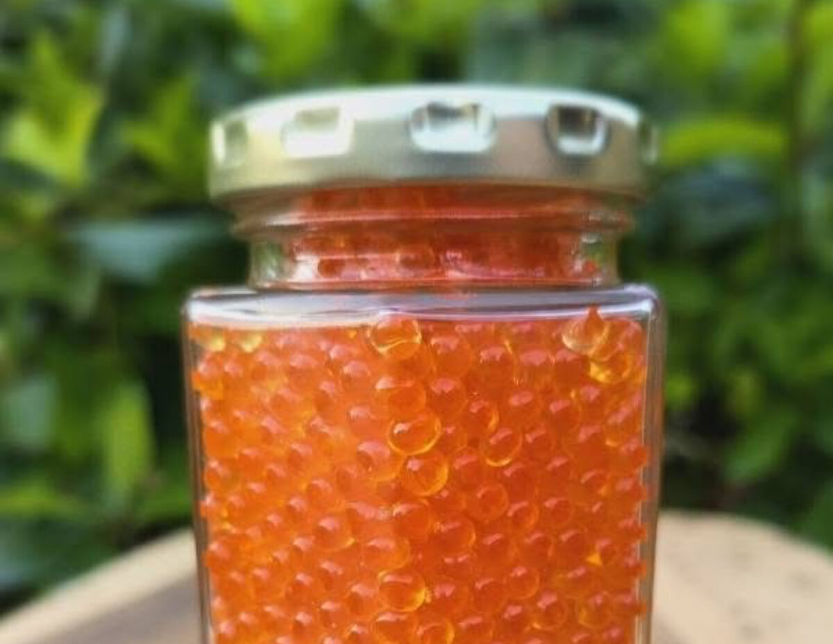 Cât costă 100 g de caviar roșu, bijuteria gastronomică ce cucerește piața de lux