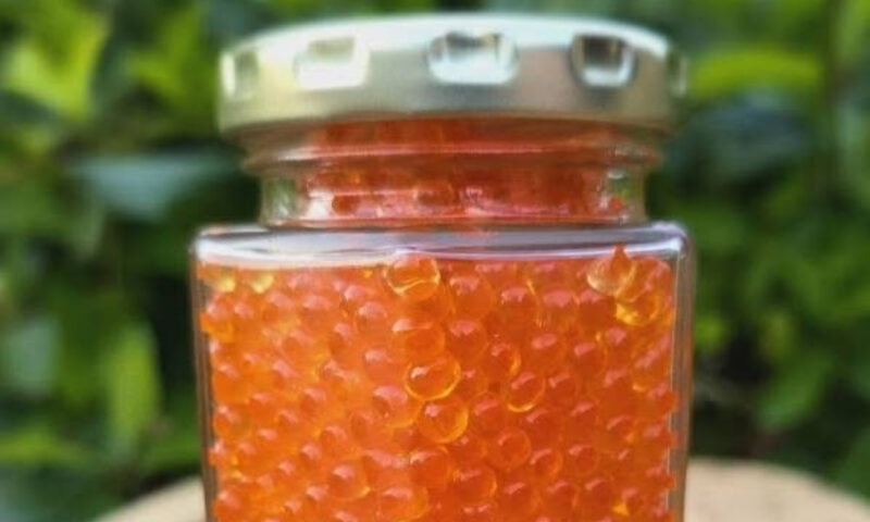 Cât costă 100 g de caviar roșu, bijuteria gastronomică ce cucerește piața de lux