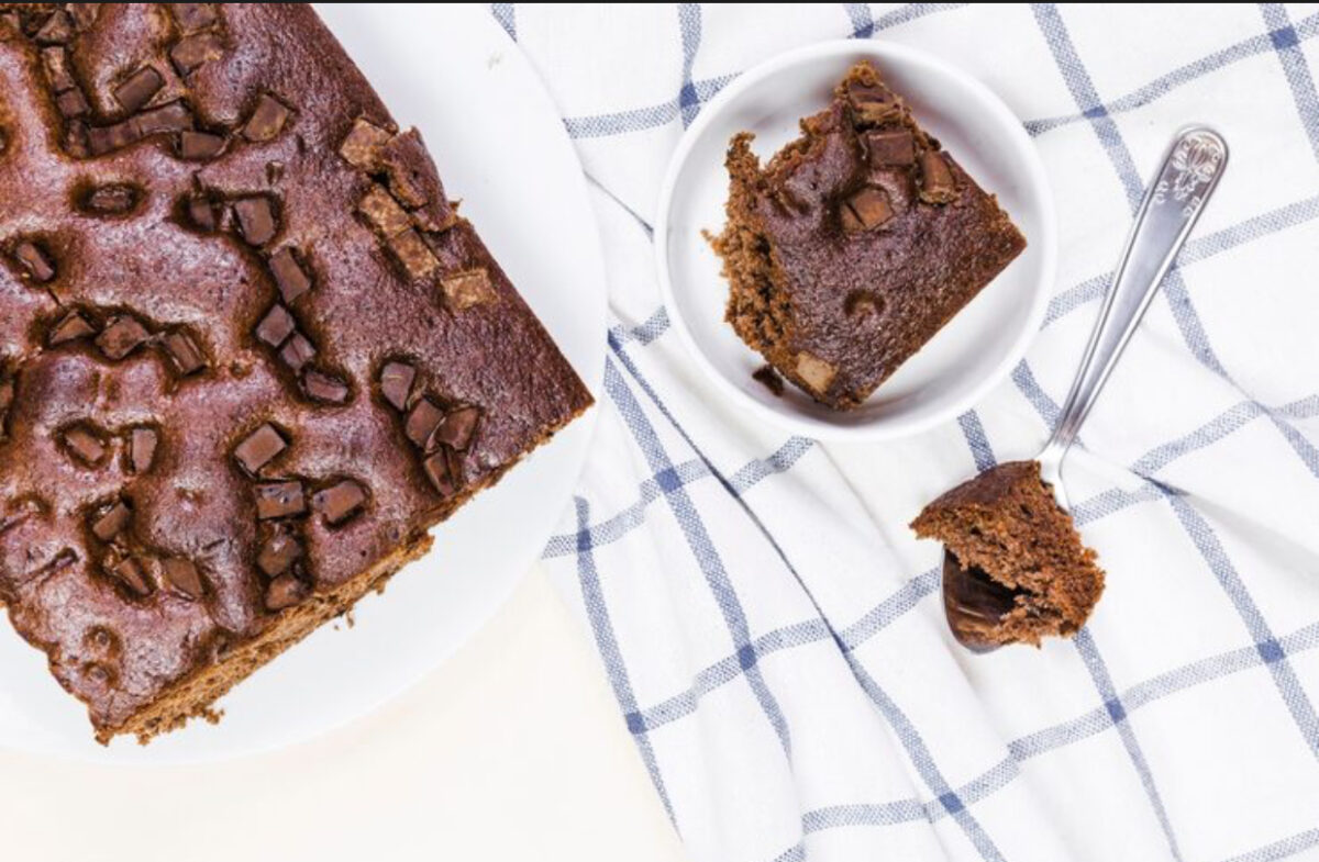 Chec de post cu ciocolată. Un deliciu pentru serile friguroase de toamnă