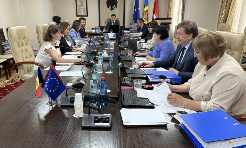 Frica de jurnalişti şi regulamentul judecătorilor, care sfidează... legea. Video