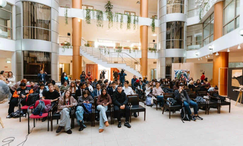 Fundația Tinmar sprijină performanța elevilor din București: 865 de burse de merit pentru copii din Sectorul 2