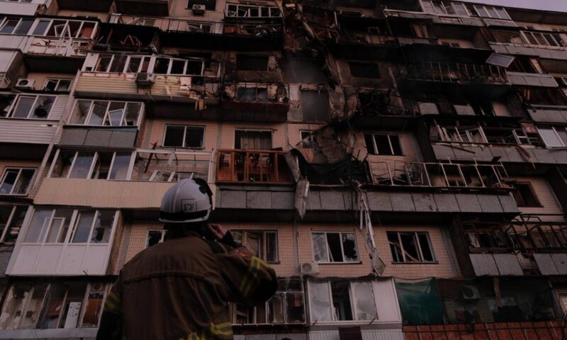 Kiev, ținta unui atac masiv al Rusiei. O persoană și-a pierdut viața și alte 20 au fost rănite