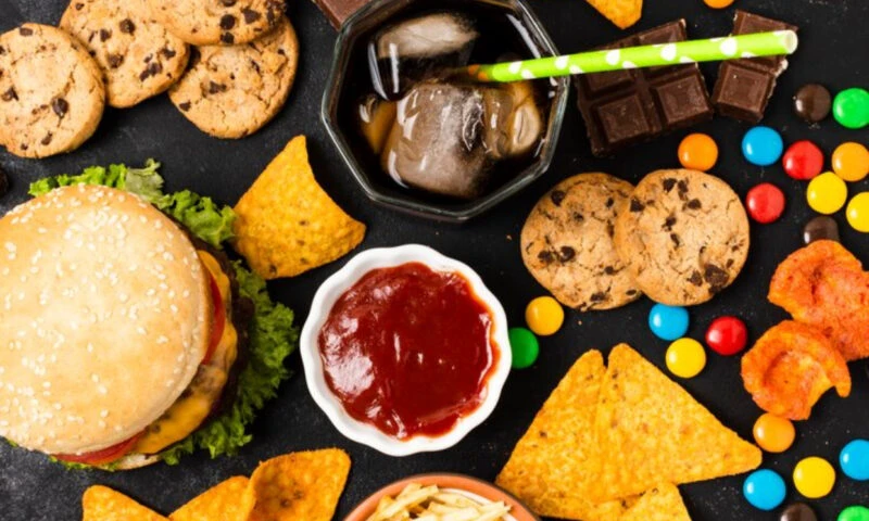 Greșelile alimentare care pot duce la apariția bolii de reflux gastro-esofagian. Explicația medicului specialist