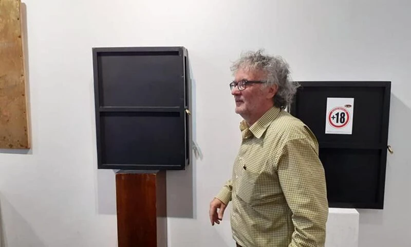 Artistul Lucian Irimescu este profesorul reținut de DIICOT pentru relații intime cu o elevă de 16 ani