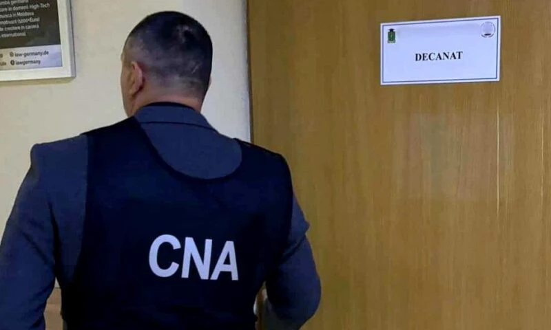 Teze de licență contra bani. Scandal de corupție la Universitatea de Stat din Moldova