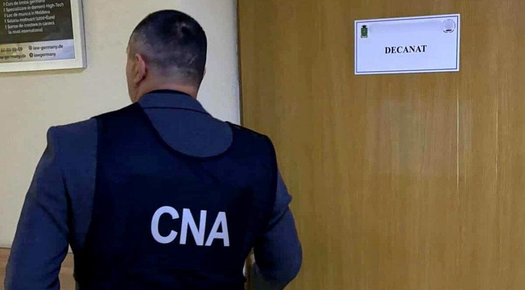 Teze de licență contra bani. Scandal de corupție la Universitatea de Stat din Moldova