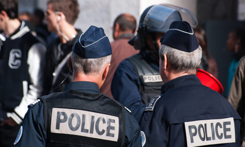 Șofer strigând „Allahu Akbar”, reținut după un atac asupra pietonilor, în Franța