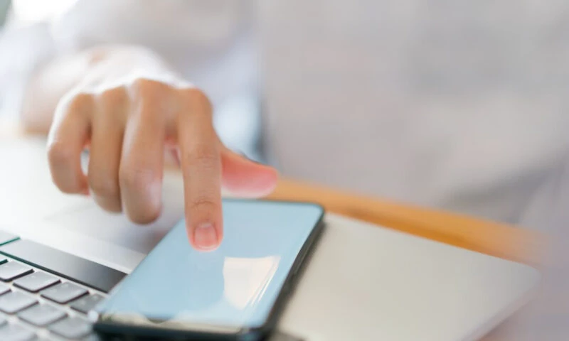 Parlamentul European introduce procedura de vot prin delegați. Cine sunt europarlamentarii care o vor putea aplica