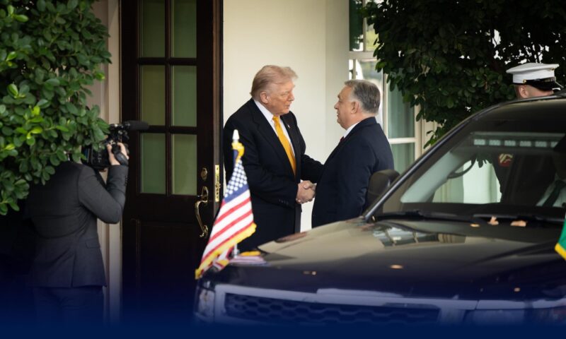 Donald Trump îi ia apărarea lui Viktor Orban: UE ar trebui să respecte un lider atât de puternic