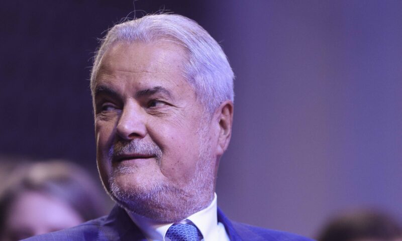 Adrian Năstase: România traversează o perioadă de crize succesive, iar liderii actuali nu sunt capabili să le gestioneze