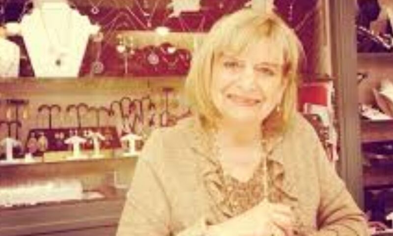 Povestea femeii de 101 ani care continuă să muncească cu pasiune