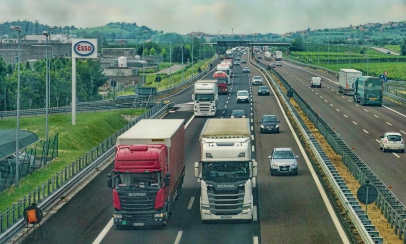 Taxa pentru rovinietă se schimbă din 2026. Ce e TollRo și cum vor fi afectați soferii