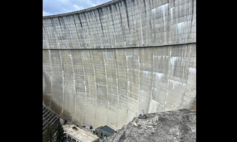 Adevărul despre fisura de pe barajul Paltinu. ANAR clarifică adevărul din spatele fotografiilor