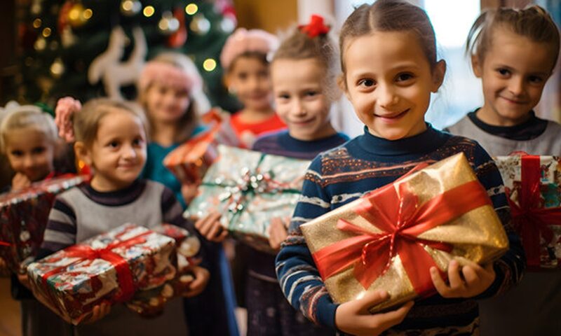 Cum să răspândești bunătate în jurul tău de Crăciun. Gesturi simple, dar valoroase