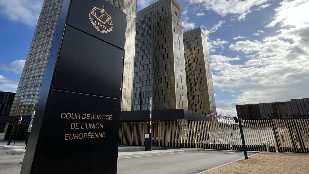 România, în fața Curții de Justiție a UE pentru nerespectarea obligaţiilor de monitorizare a calităţii aerului