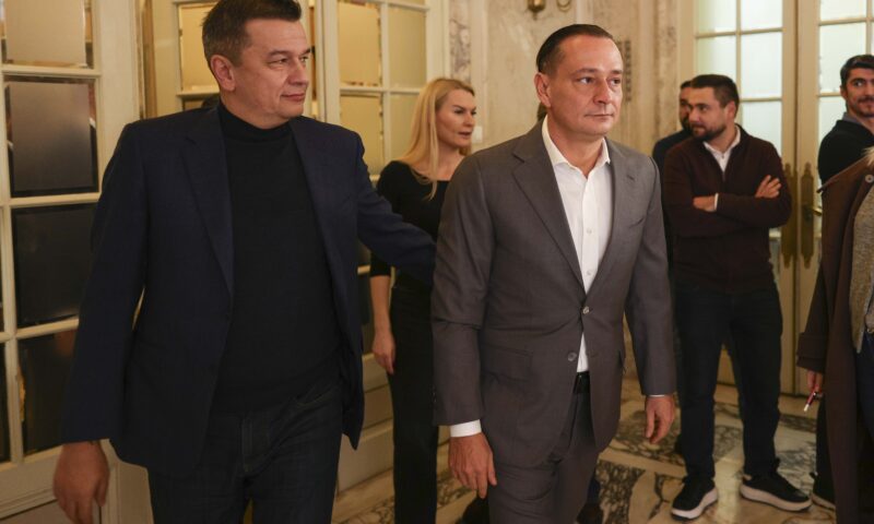 PSD ia în calcul ieșirea de la guvernare: USR sau noi