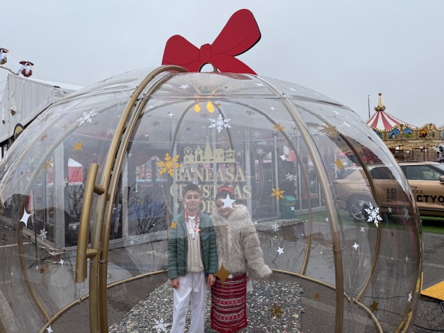Mii de oameni sărbătoresc Româniea la Băneasa Christmas World: Ziua Națională, trăită cu muzică, tricolor și emoție