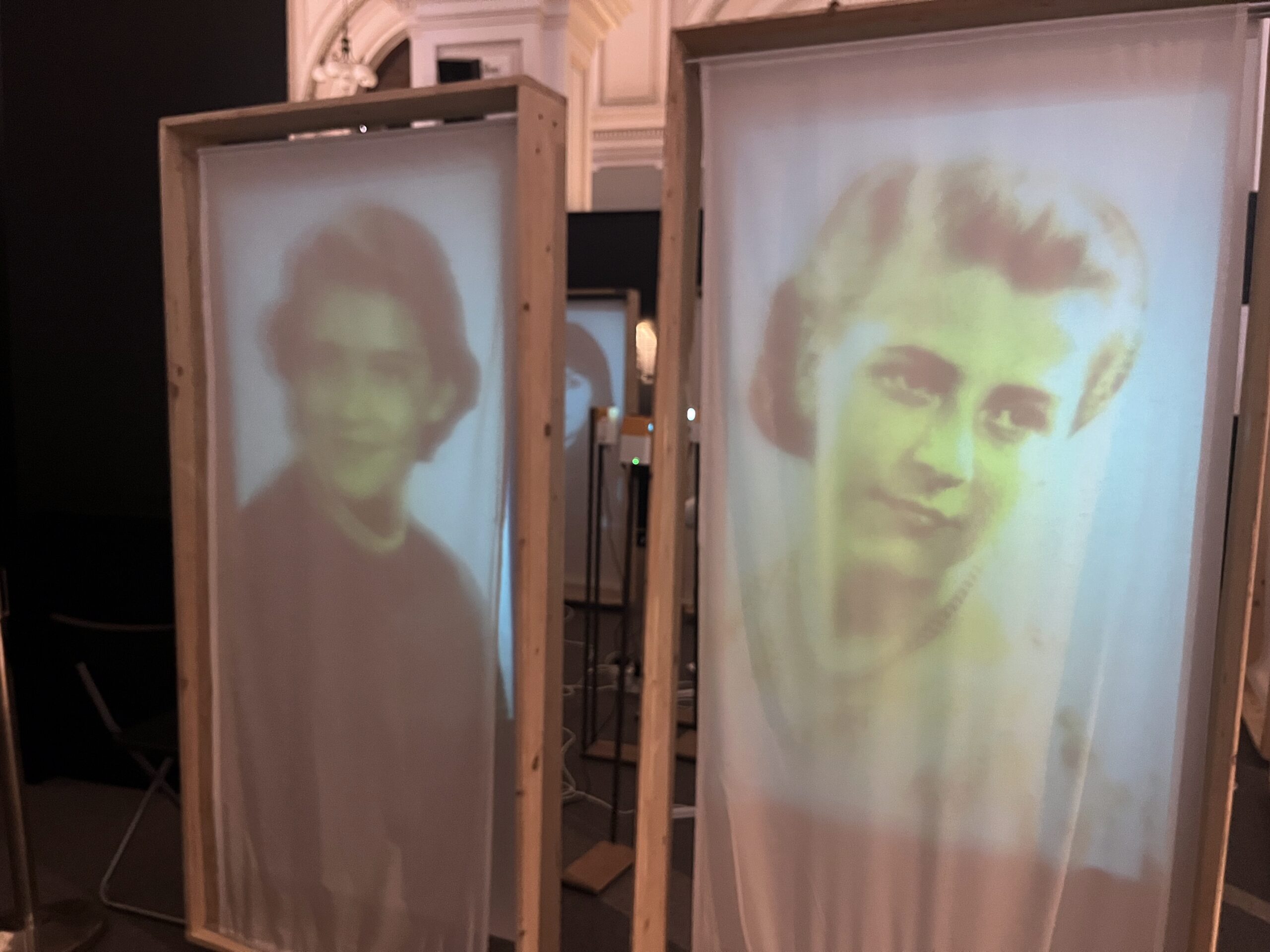 Irina Cocoș (stângă) și Niculina Monica (dreapta) (sursă foto: arhiva EVZ)