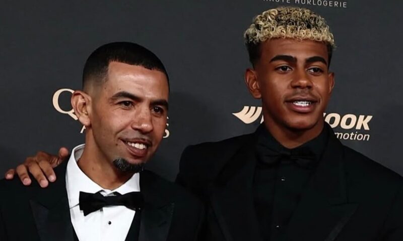 Tatăl lui Lamine Yamal a provocat suporterii în meciul FC Barcelona - Betis. Ce măsuri au luat agenții de securitate