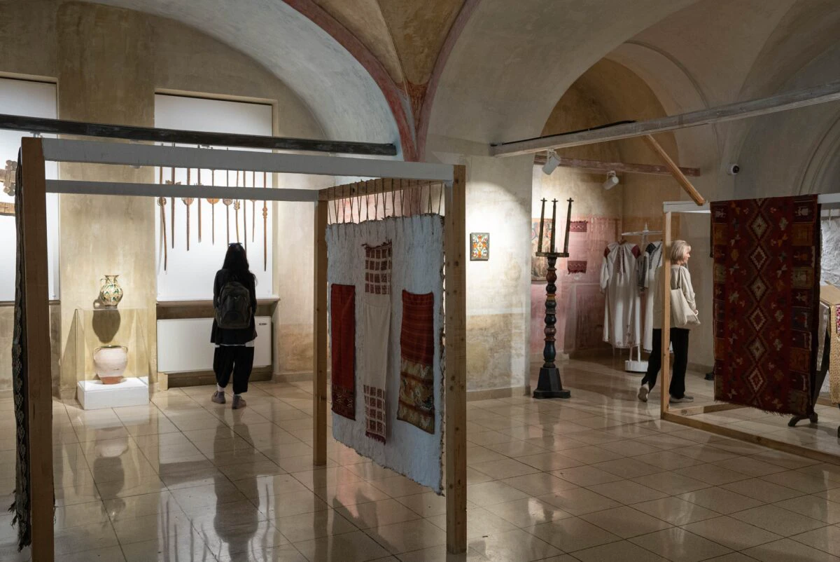 Timp, piatră și răbdare. De ce s-a redeschis aripa veche a MNȚR, după aproape un deceniu