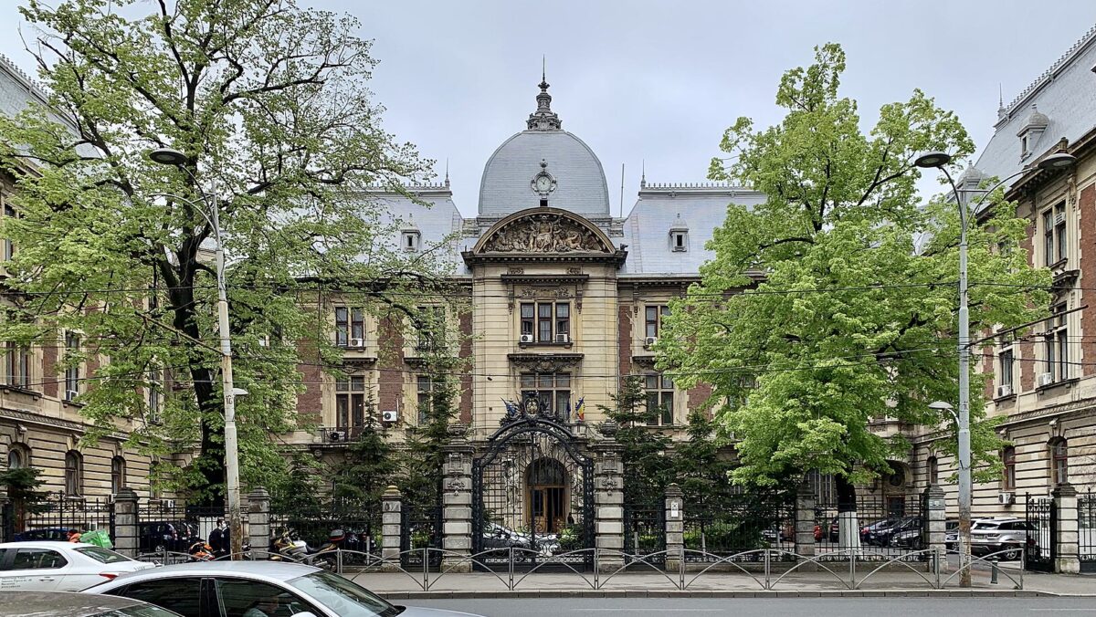 Târg de Crăciun, organizat în curtea Ministerului Agriculturii. Oferte și program