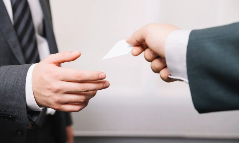 Prima tranșă de mită din dosarul în care este implicat Răzvan Cuc urma să fie dată înainte de Crăciun